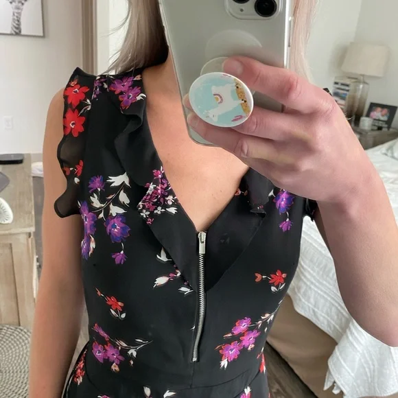 Dex Floral Romper - Picture 2 of 4